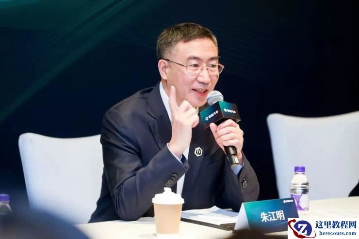 零跑C10的三个「关键词」：技术现货、成本定价、自研为王