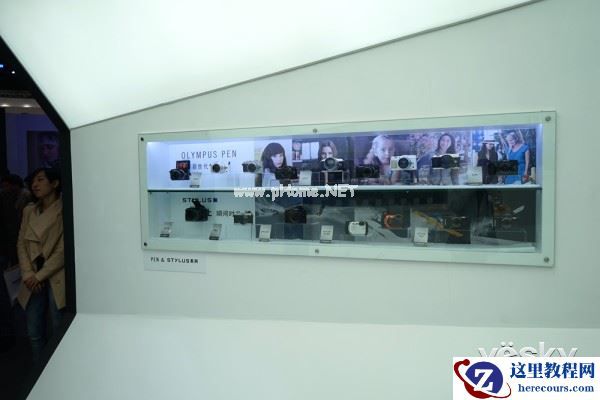 P&E2015:产品多 美女靓 奥林巴斯展台直击