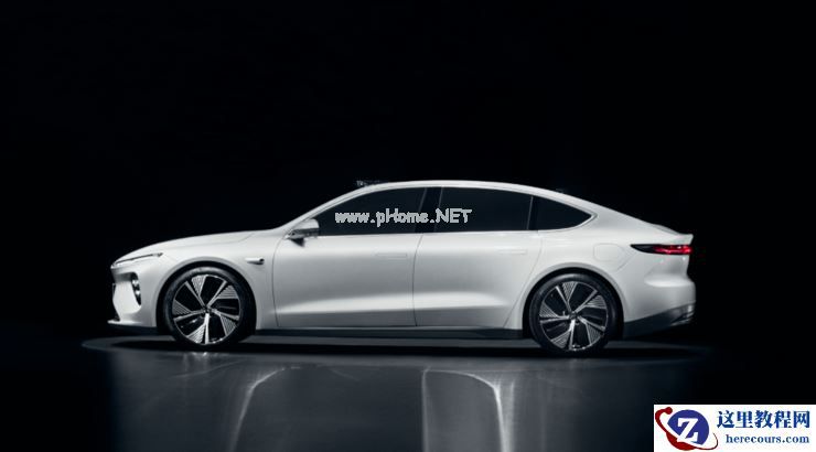 首款纯电轿车发布丨狙击「BBA」的李斌，狂甩「王炸」的蔚来