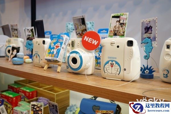 P&E2015:时尚教主 富士Checky萌翻全场