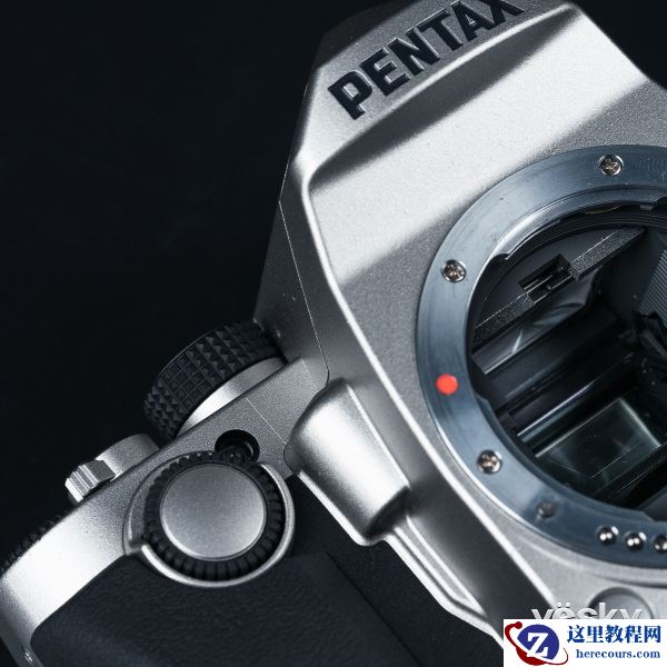 银色旋风 颜值爆表 文艺复古宾得KP外观赏析