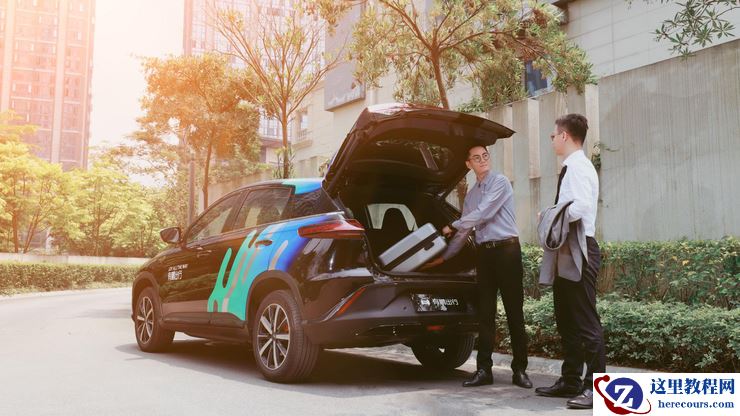 「潜伏」的主机厂，「盯上」提速的高阶自动驾驶商业化