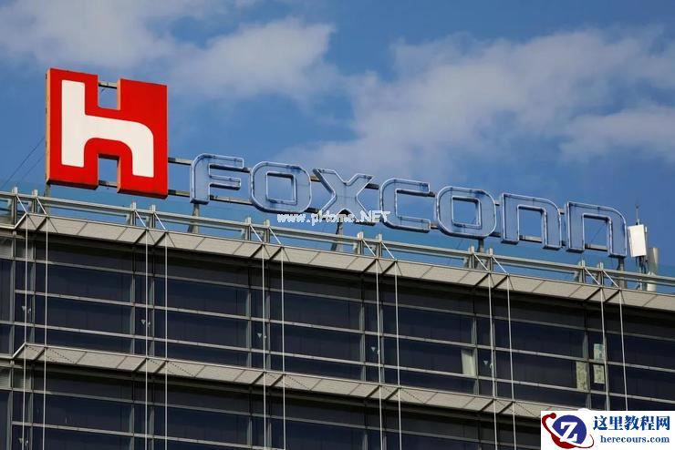 一口气推 3 款!富士康造车,「起大早赶晚集」?