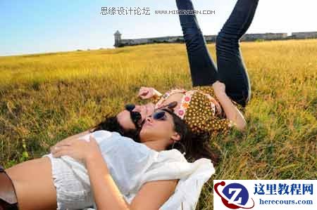 Photoshop调出外景人物图片柔美的紫红色