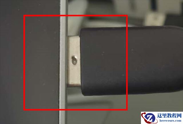 Win10检测到移动硬盘插入但是为什么不显示盘符？