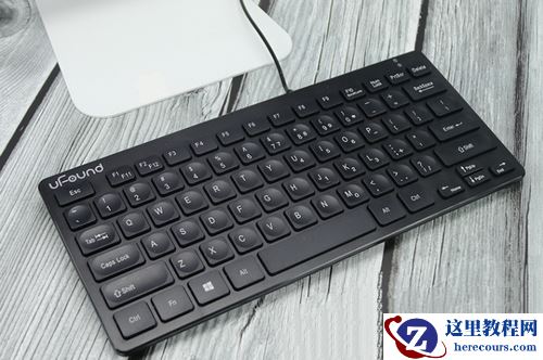 Win10一按字母就弹出各种程序界面怎么解决?