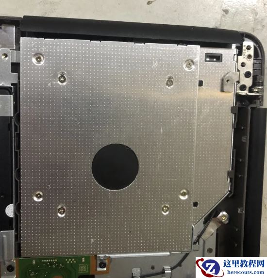 华硕笔记本怎么拆硬盘？华硕笔记本拆解硬盘图文教程
