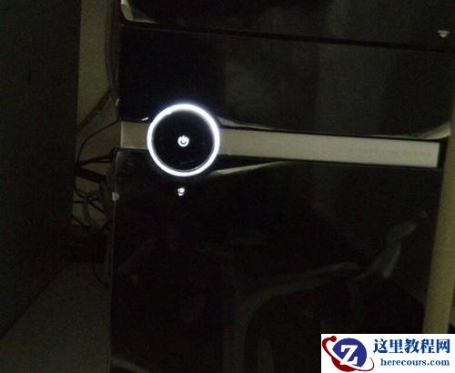 电脑主机显示红色的灯怎么回事？电脑主机红色灯亮无法开机详解