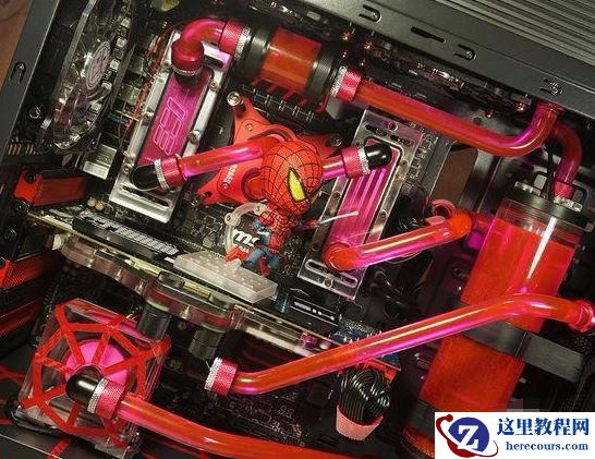 技术编辑教您如何组装水冷电脑
