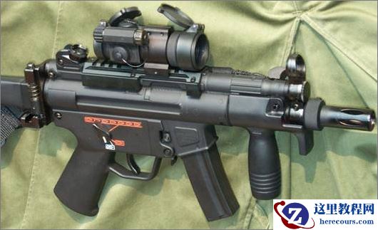 3ds Max打造Q版造型的反恐警察玩具人偶