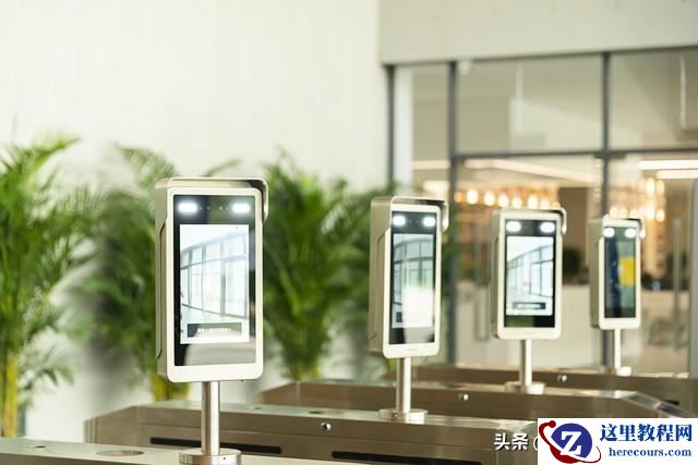 人脸识别通勤闸机