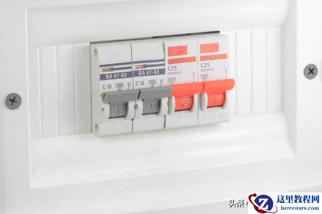 就家用220伏电来说火线接通，然后用地线代替零线，用电器可以正常工作吗？