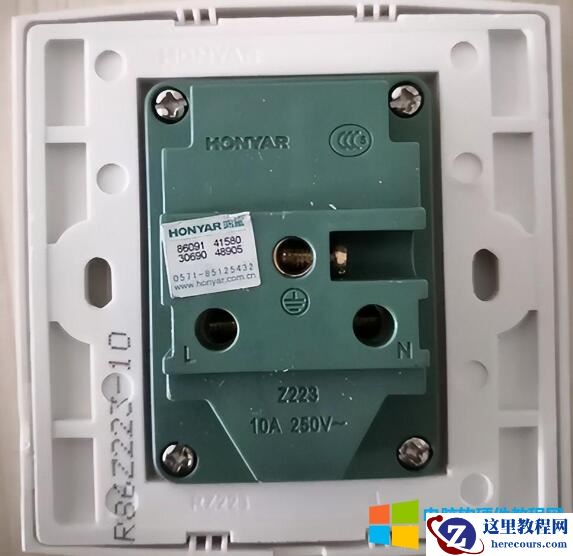 家里家庭插座、插头正确的接法2