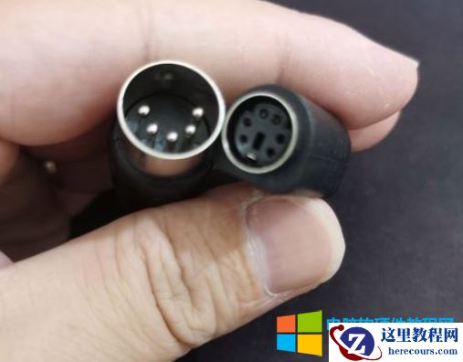 现在都是USB接口了，为什么还有电脑主板上带PS/2这种接口？