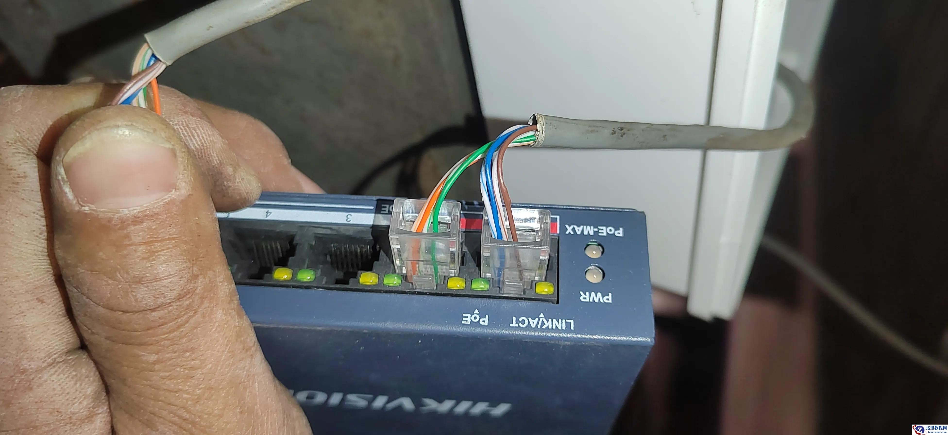 如何实现一条网线安装两个摄像头的方法图解详细教程