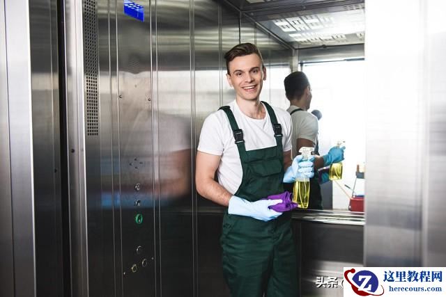 电梯里安装摄像头