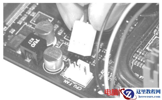 CPU和散热器的安装办法