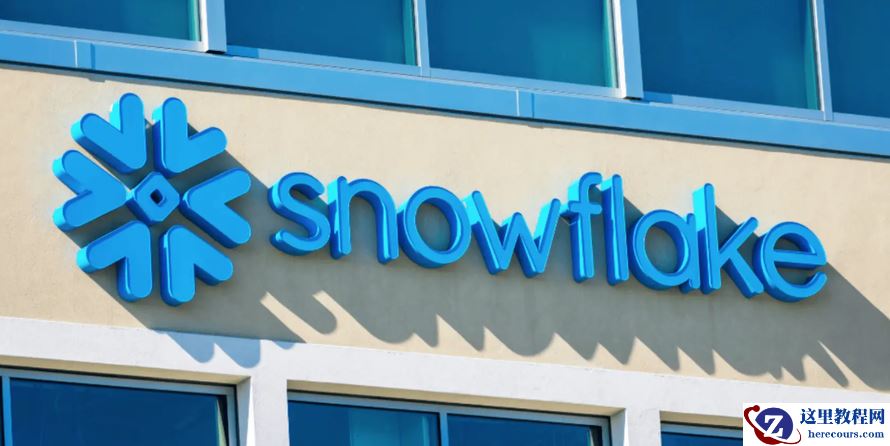 通过PostgreSQL打造AI数据基座，Snowflake收购数据库厂商Crunchy Data