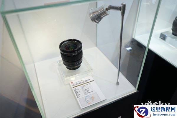 P&E2015:广阔视角 富士龙XF16 F1.4 R WR