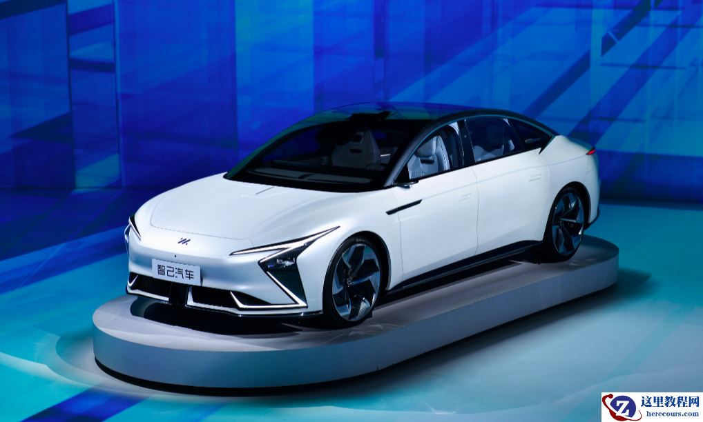 上汽、浦东、阿里火速做「智己」：100 亿、20 天、2 款车