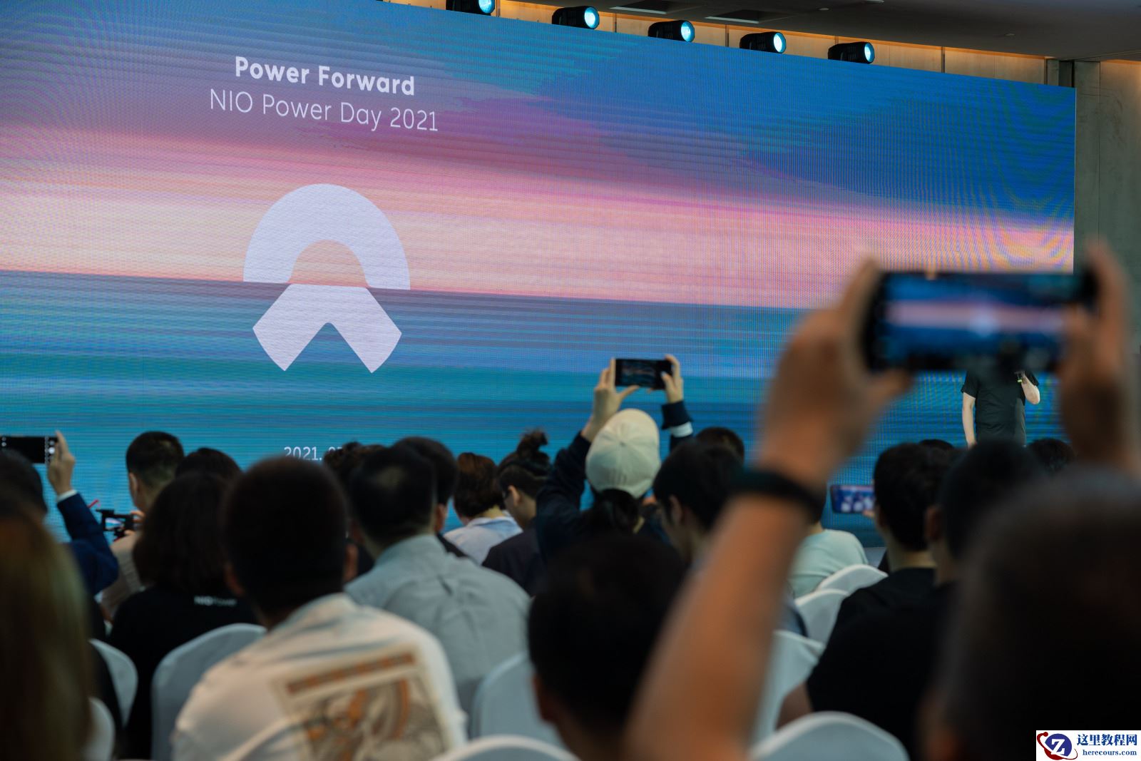 NIO Power「五年计划」公布：电区房渗透率90%、换电站将超4000座