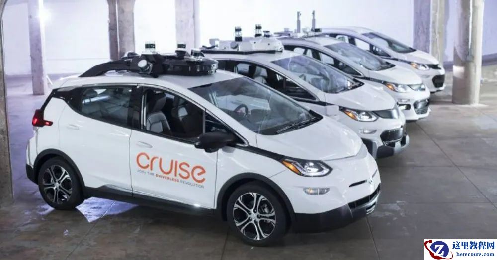 Robotaxi 安全事故频发，Cruise 自动驾驶商业化落地受质疑