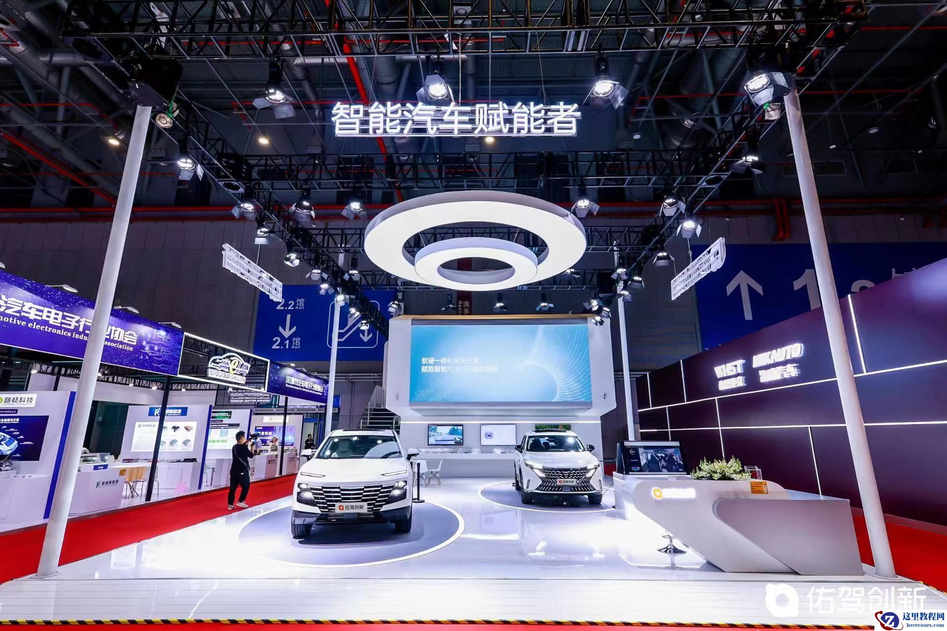 2023上海车展丨行泊舱全面布局，佑驾创新开启交付新进程