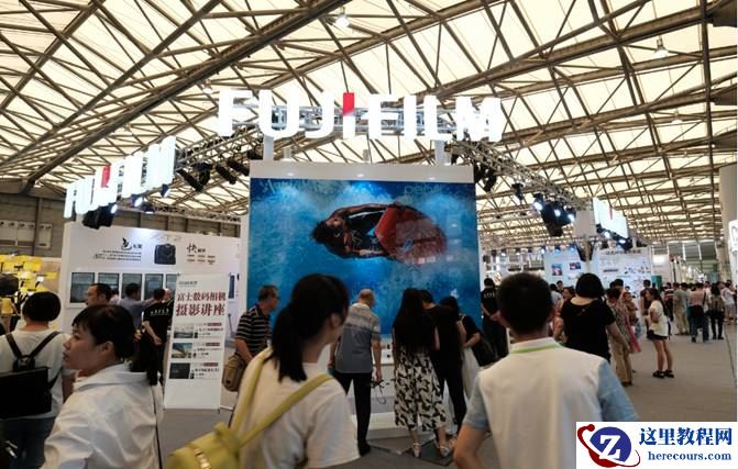 "快•破界" 富士X-T2震撼登陆上海P&I2016