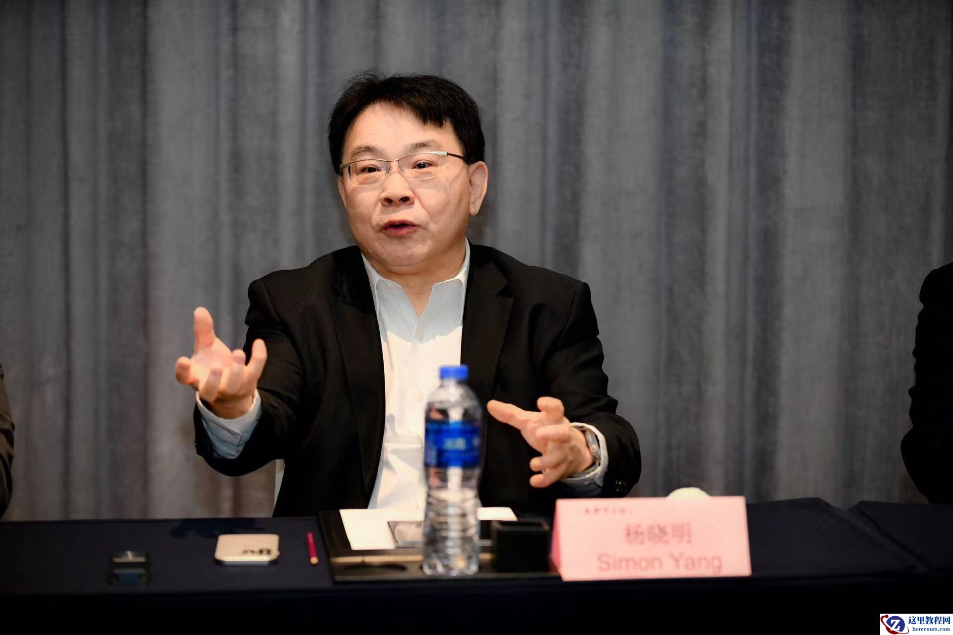 对话安波福亚太区总裁杨晓明：电动汽车不能做成赔钱买卖，主机厂整合早晚到来