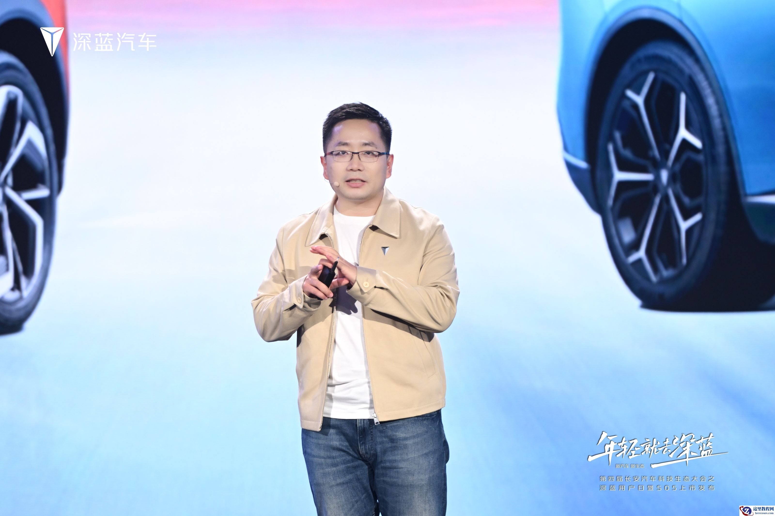 一年发布3款全新车型，深蓝汽车累计销量突破30万台