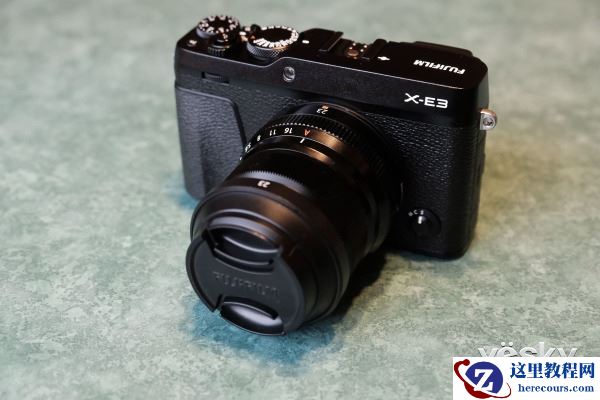 轻便造型 性能强劲 富士X-E3上手简评