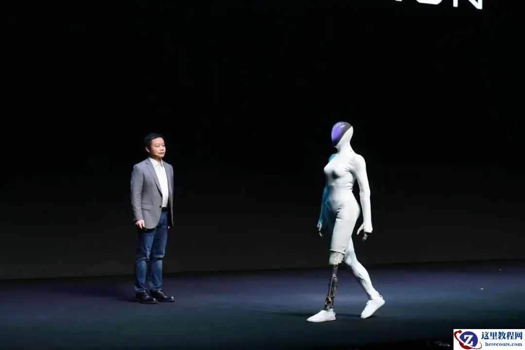 小鹏X9超级增程发布：官宣一年研发落地，预售价35万元起