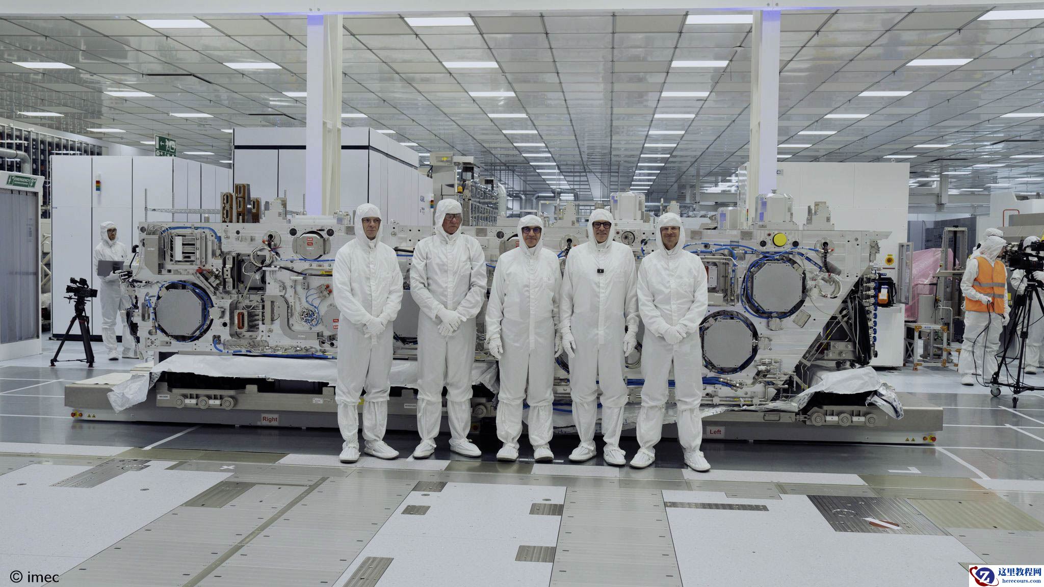 ASML 向 imec 交付 High NA EUV 光刻机，为亚 2nm 中试线 NanoIC 提供设备基础