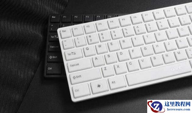 Win10笔记本电脑键盘不能输入文字怎么解决？