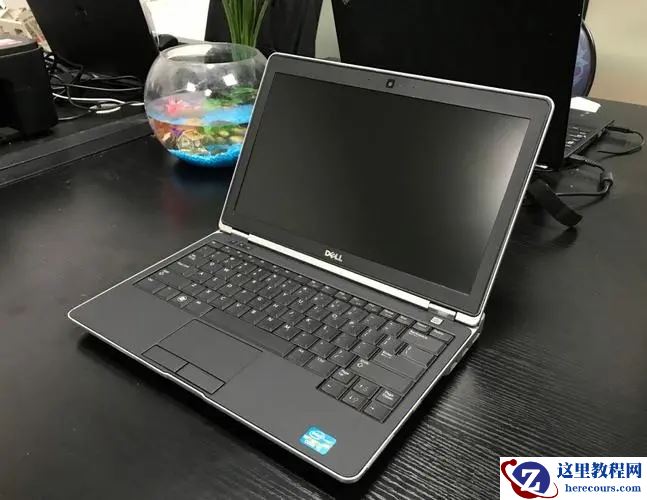 戴尔笔记本硬盘怎么拆？dell笔记本硬盘怎么拆下来图解