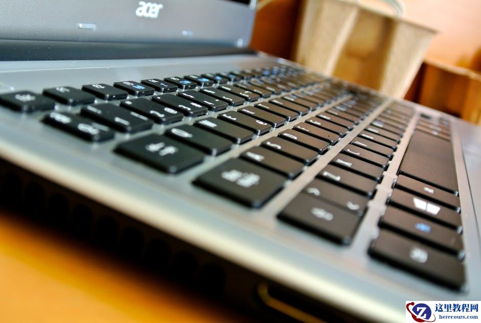 宏碁 CEO 陈俊圣：内存缺货至少将持续到 2026 年中