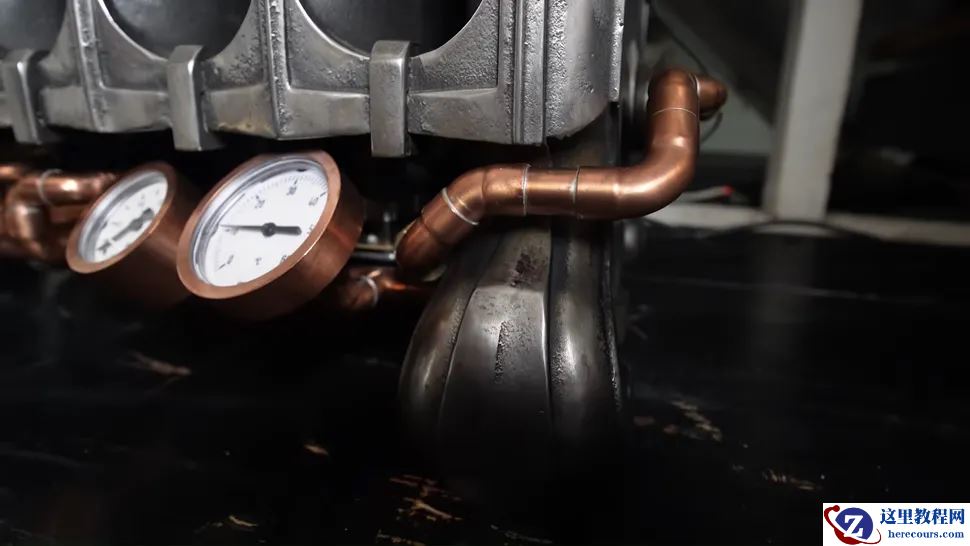 净重 99 千克：网友改造古董散热器成电竞主机，520W 烤机测试水温不到 30℃