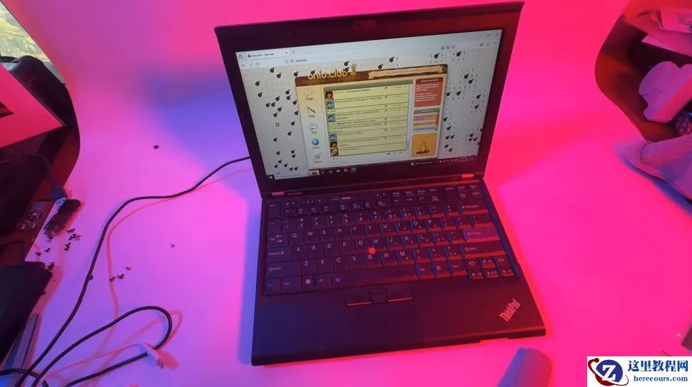 花费 25 美元，博主为 14 年机龄联想 ThinkPad X230 换装 IPS 屏幕