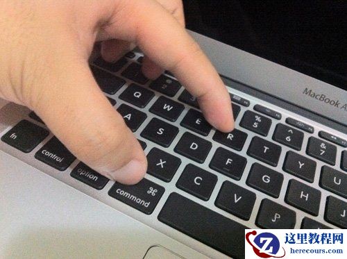 苹果笔记本重装系统,小编告诉你如何将苹果笔记本还原