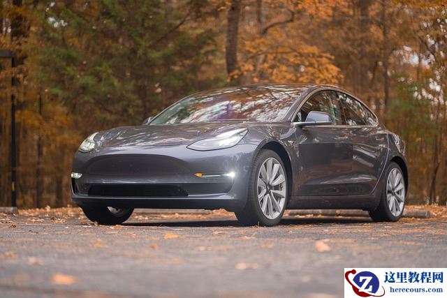 马斯克“画饼”再遭打脸：监管证实特斯拉六年来从未在加州推进 Robotaxi 无人驾驶测试