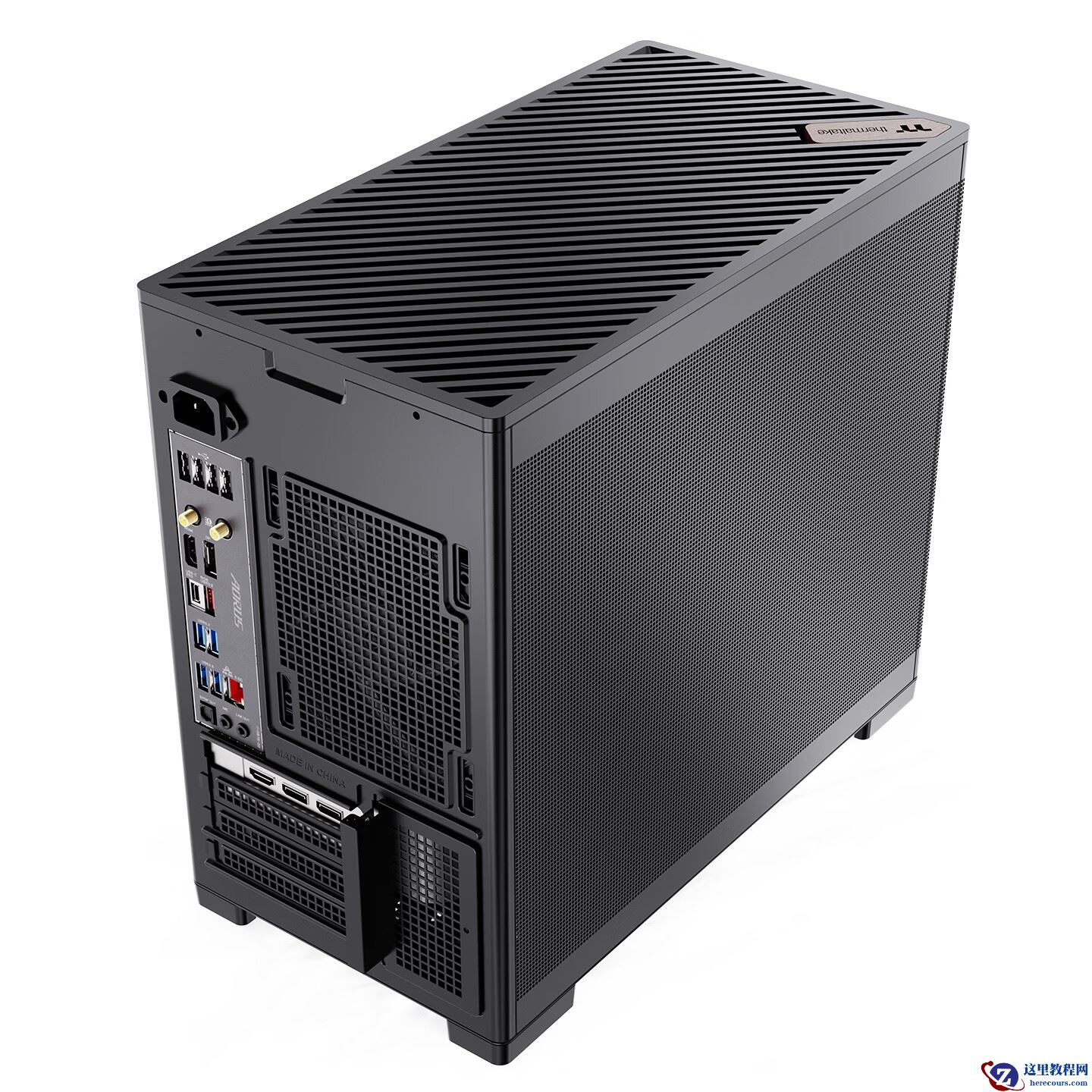 曜越推出 TG100 桌面迷你机箱：顶部格栅设计配木质 Logo 铭牌、前置 USB-C 接口，219 元