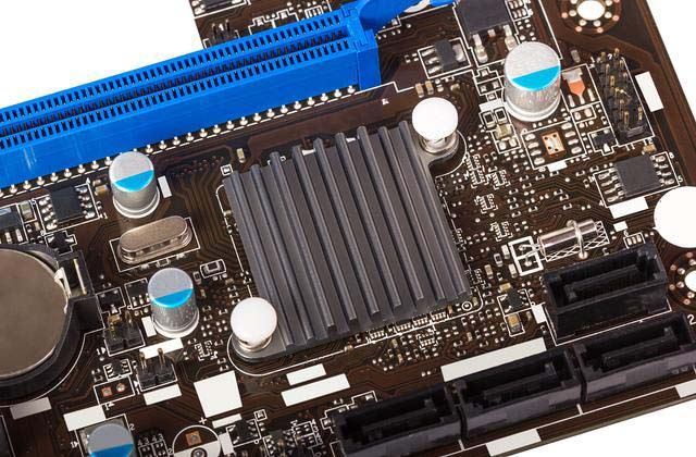 电脑bios怎么设置独立显卡和集成显卡? 让你的电脑性能飞起的技巧